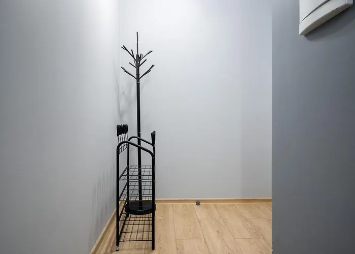 Lägenhet Bronowice Comfy By Bookinghost