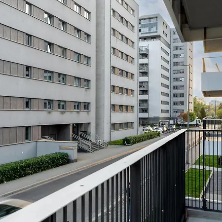 Bronowice Comfy By Bookinghost *